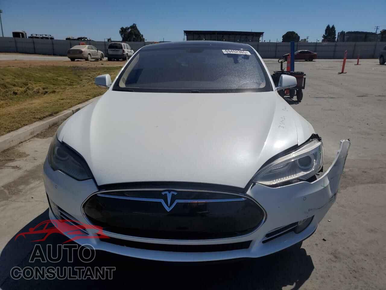 TESLA MODEL S 2014 - 5YJSA1H15EFP53122