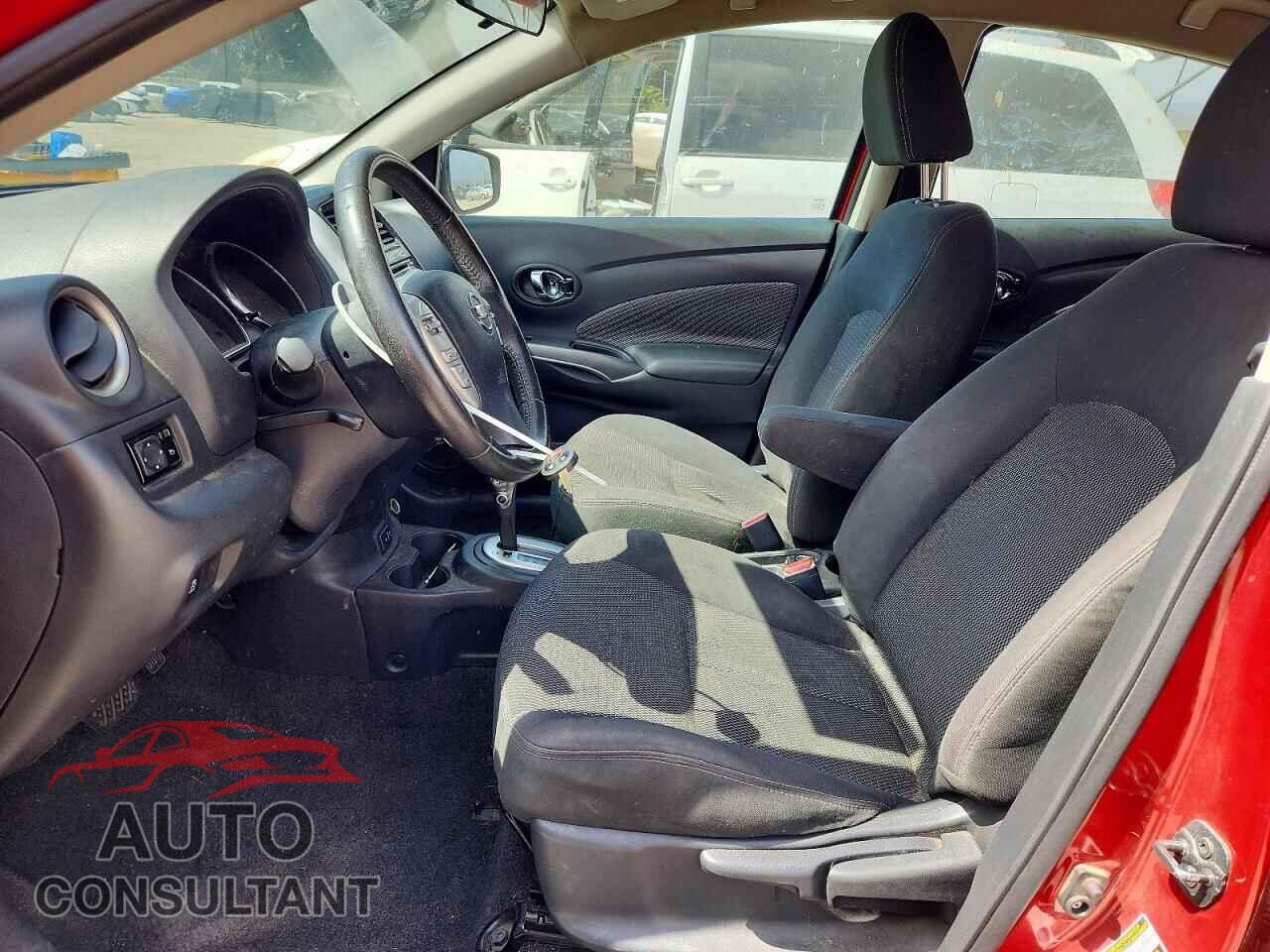 NISSAN VERSA 2017 - 3N1CN7AP3HL804037