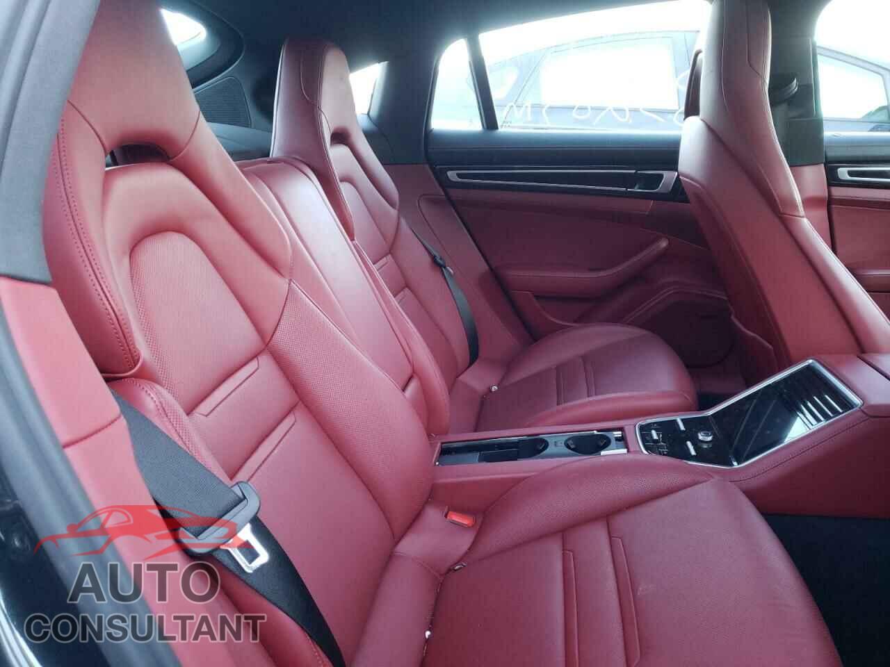 PORSCHE PANAMERA 2017 - WP0AB2A77HL121771