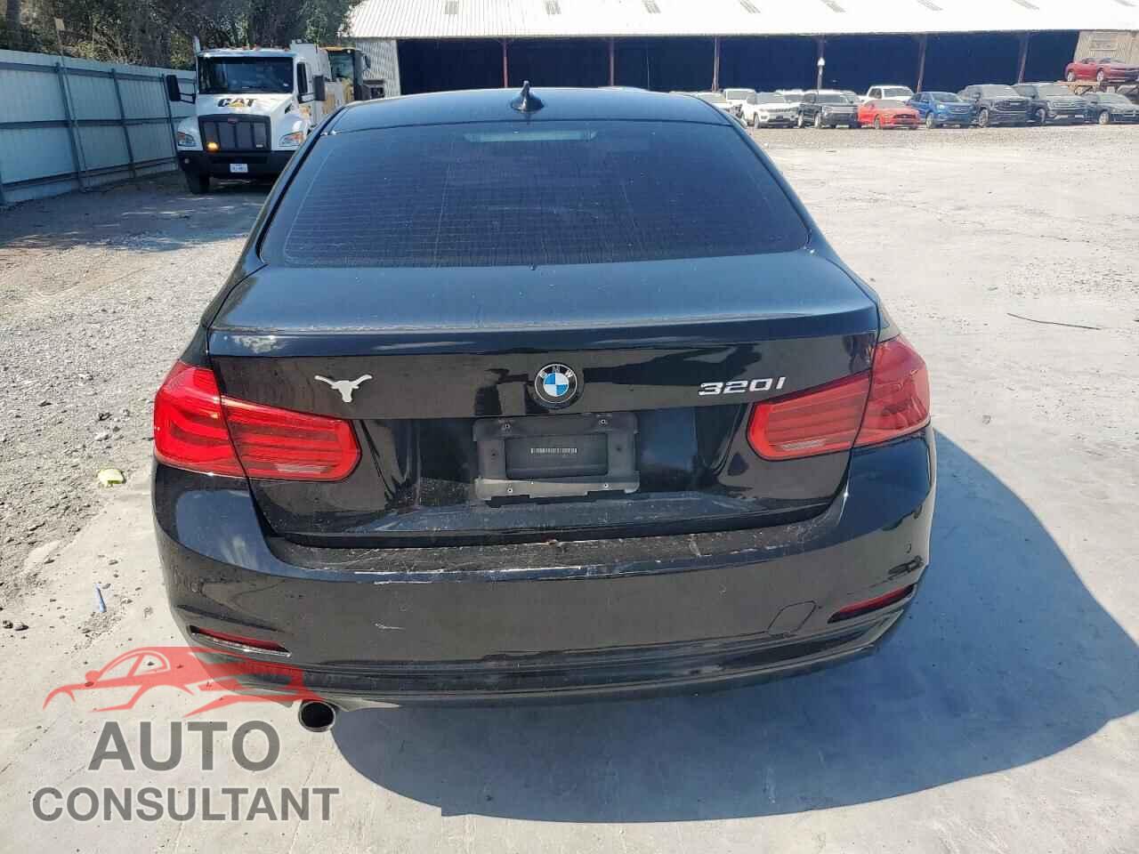 BMW 3 SERIES 2016 - WBA8E1G51GNU11543