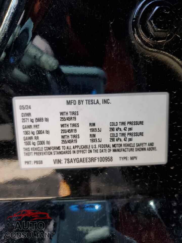 TESLA MODEL Y 2024 - 7SAYGAEE3RF100958