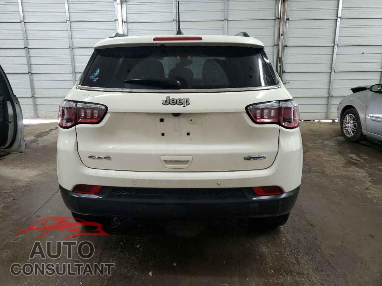 JEEP COMPASS 2019 - 3C4NJDBB3KT671838