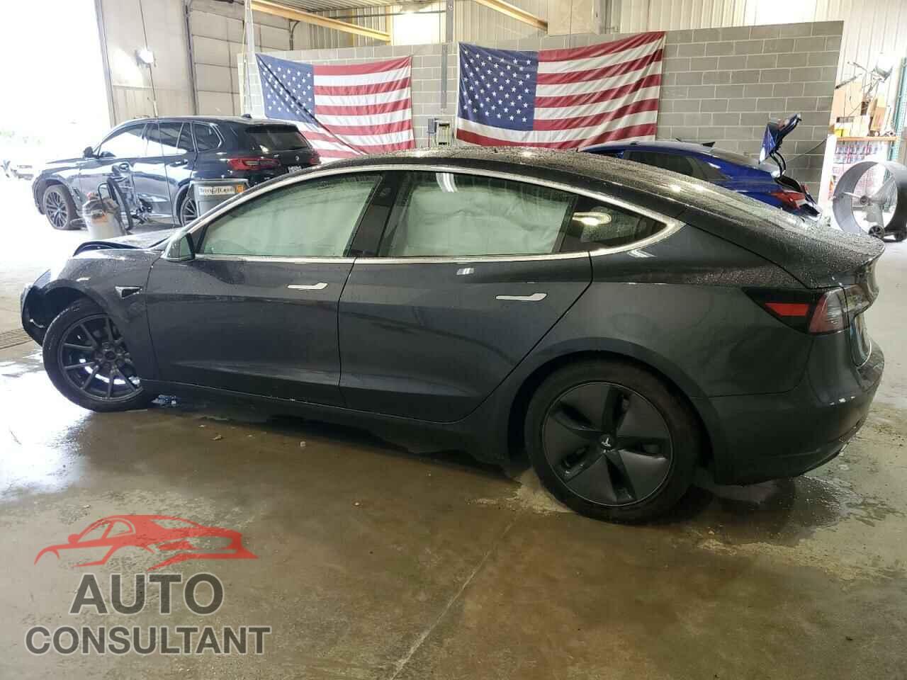 TESLA MODEL 3 2018 - 5YJ3E1EB2JF119234