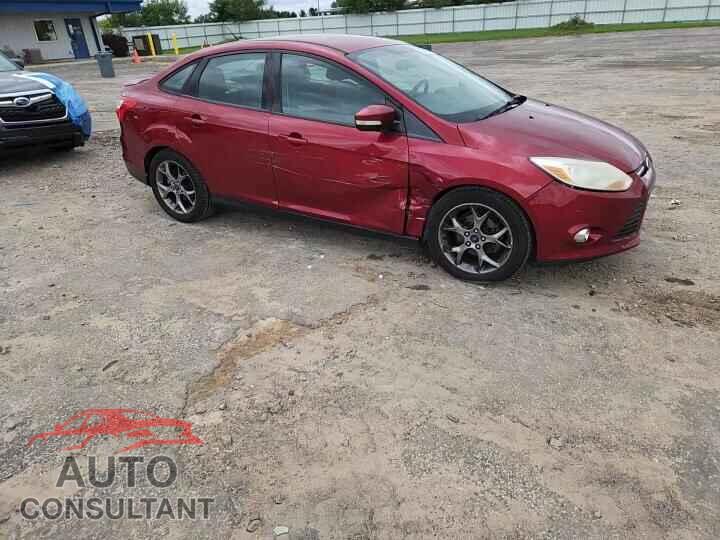 FORD FOCUS 2014 - 1FADP3F21EL395910