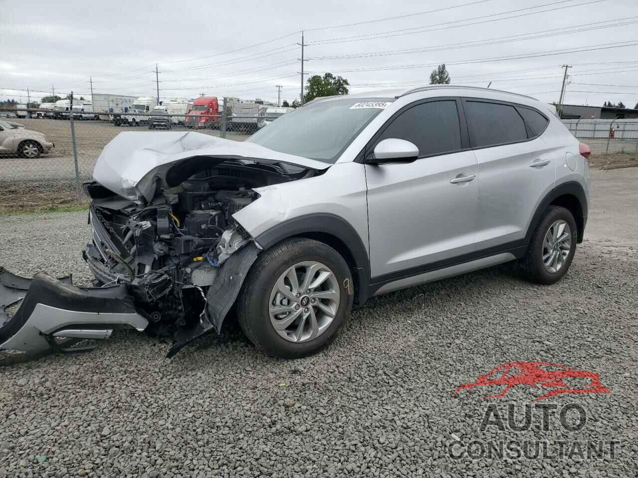 HYUNDAI TUCSON 2017 - KM8J3CA44HU323448