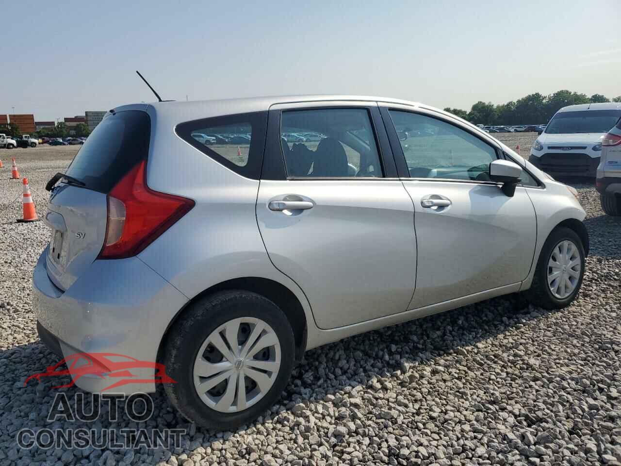 NISSAN VERSA 2017 - 3N1CE2CP3HL358410