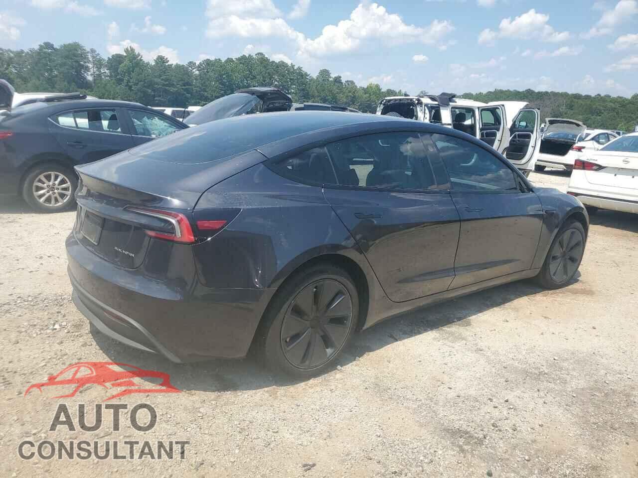 TESLA MODEL 3 2024 - 5YJ3E1EB5RF760843