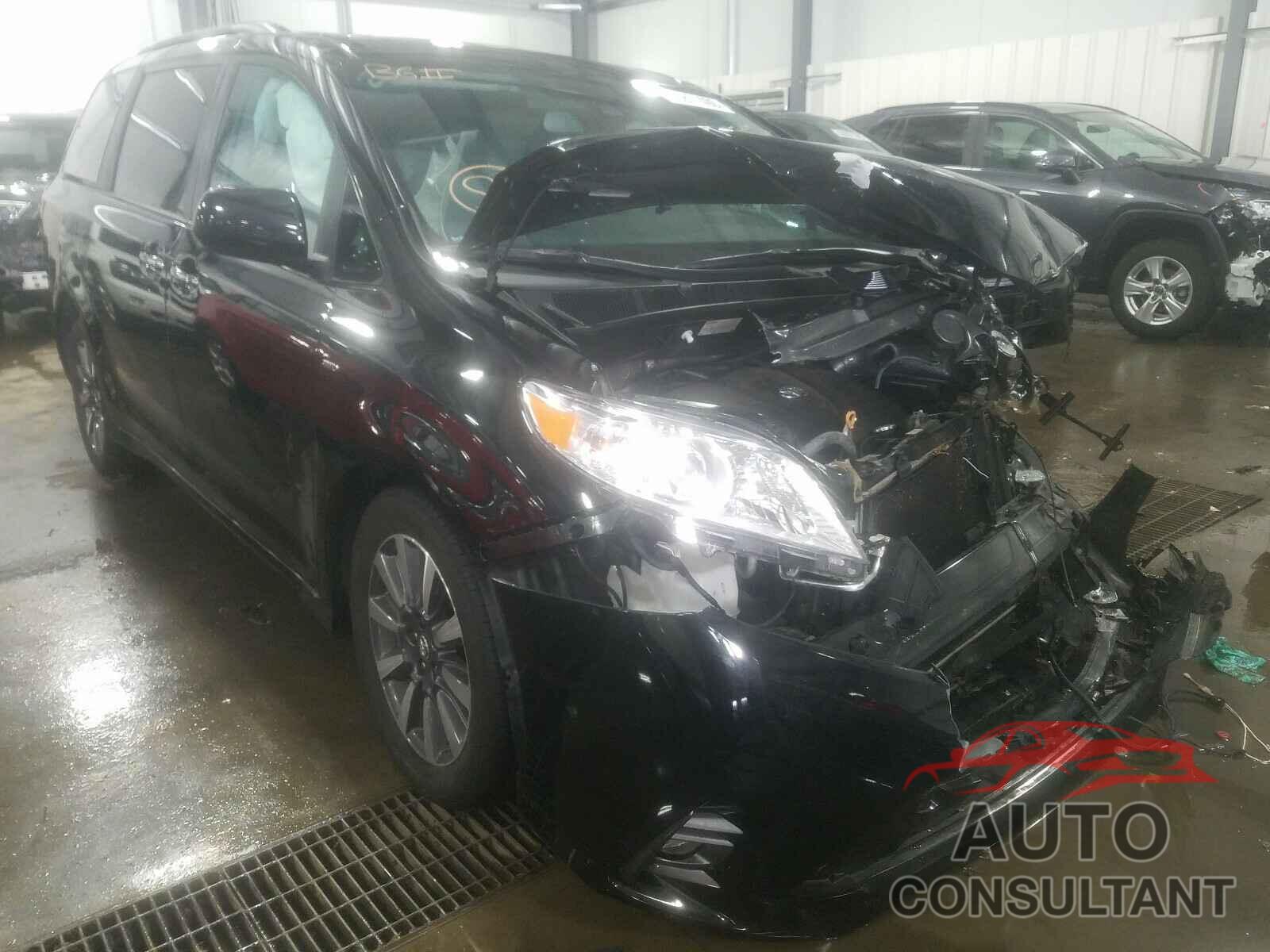 TOYOTA SIENNA 2018 - 5TDDZ3DC6JS204569