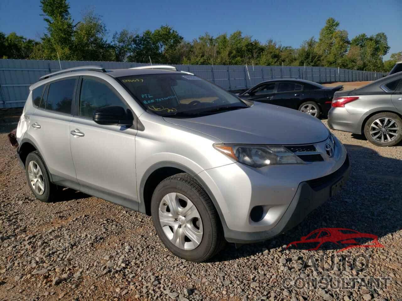TOYOTA RAV4 2015 - JTMBFREV2FJ046657