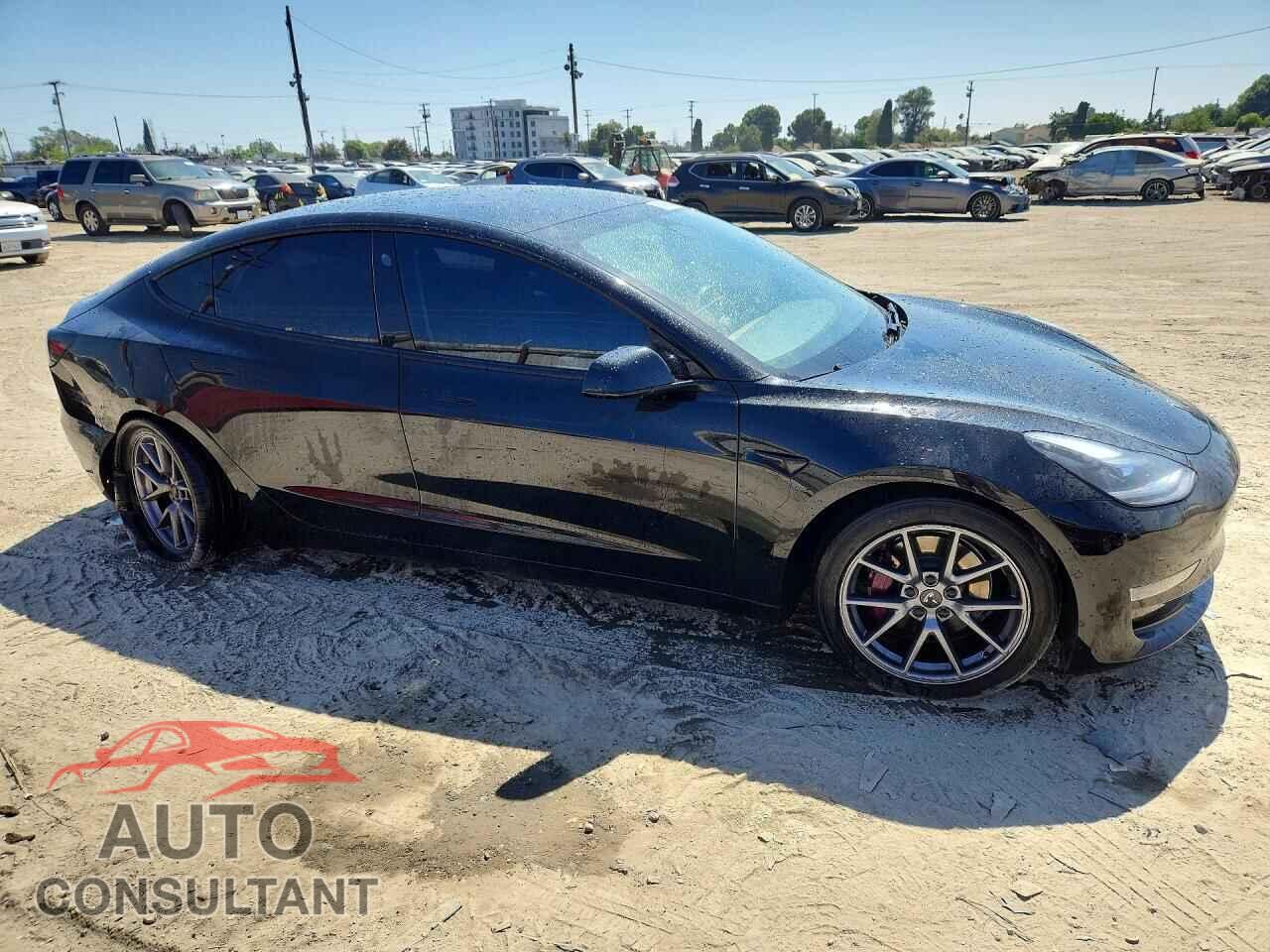TESLA MODEL 3 2021 - 5YJ3E1EB5MF068087