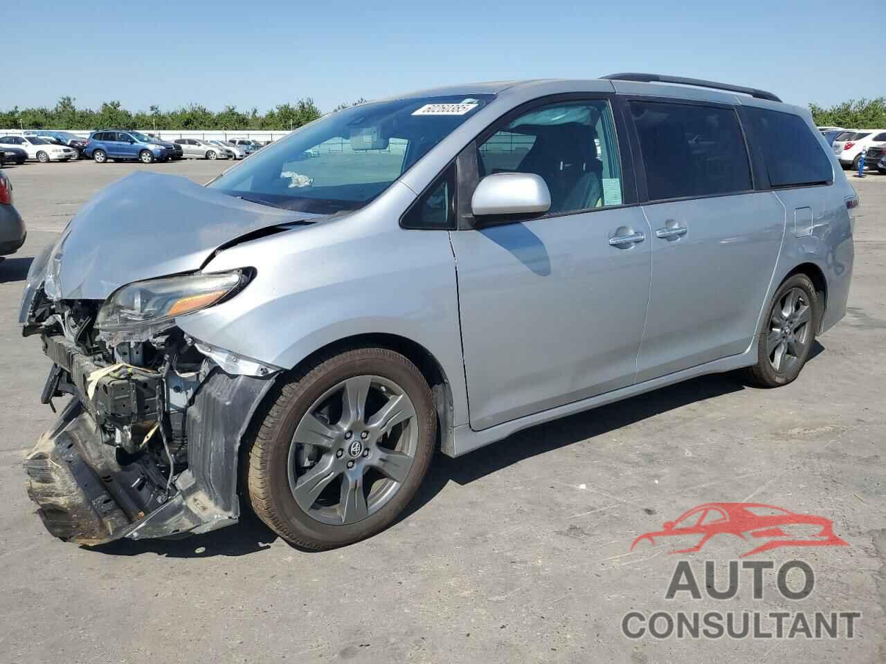 TOYOTA SIENNA 2019 - 5TDXZ3DC8KS966042