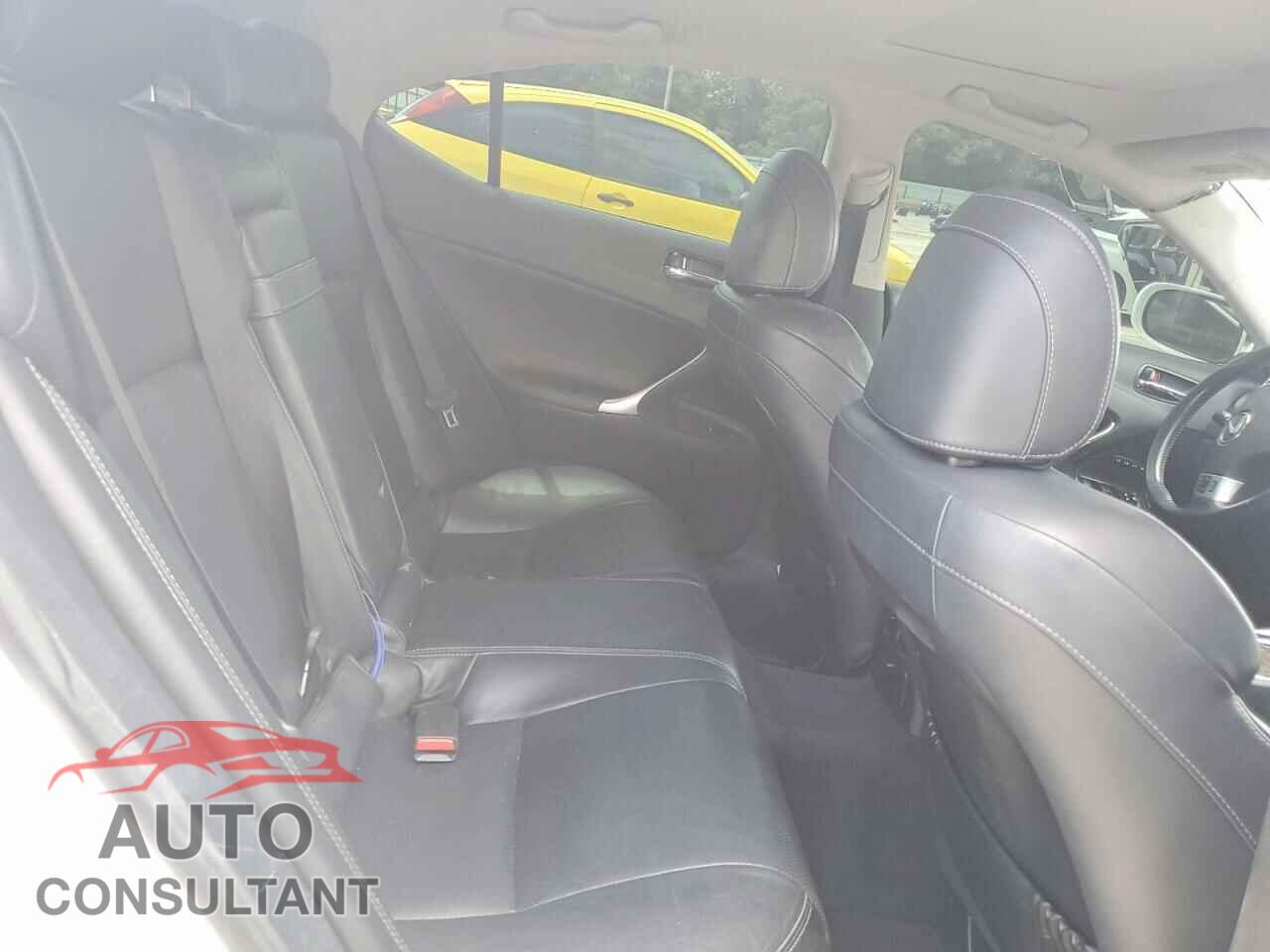 LEXUS IS 2011 - JTHCE5C20B5000464