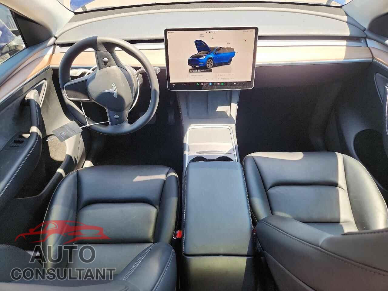 TESLA MODEL Y 2024 - 7SAYGDED1RF160696