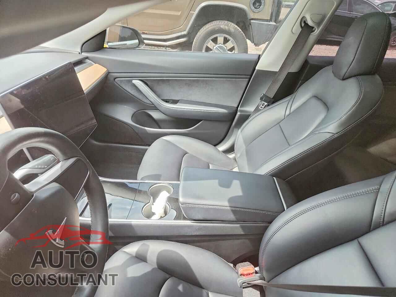 TESLA MODEL 3 2018 - 5YJ3E1EB8JF073621