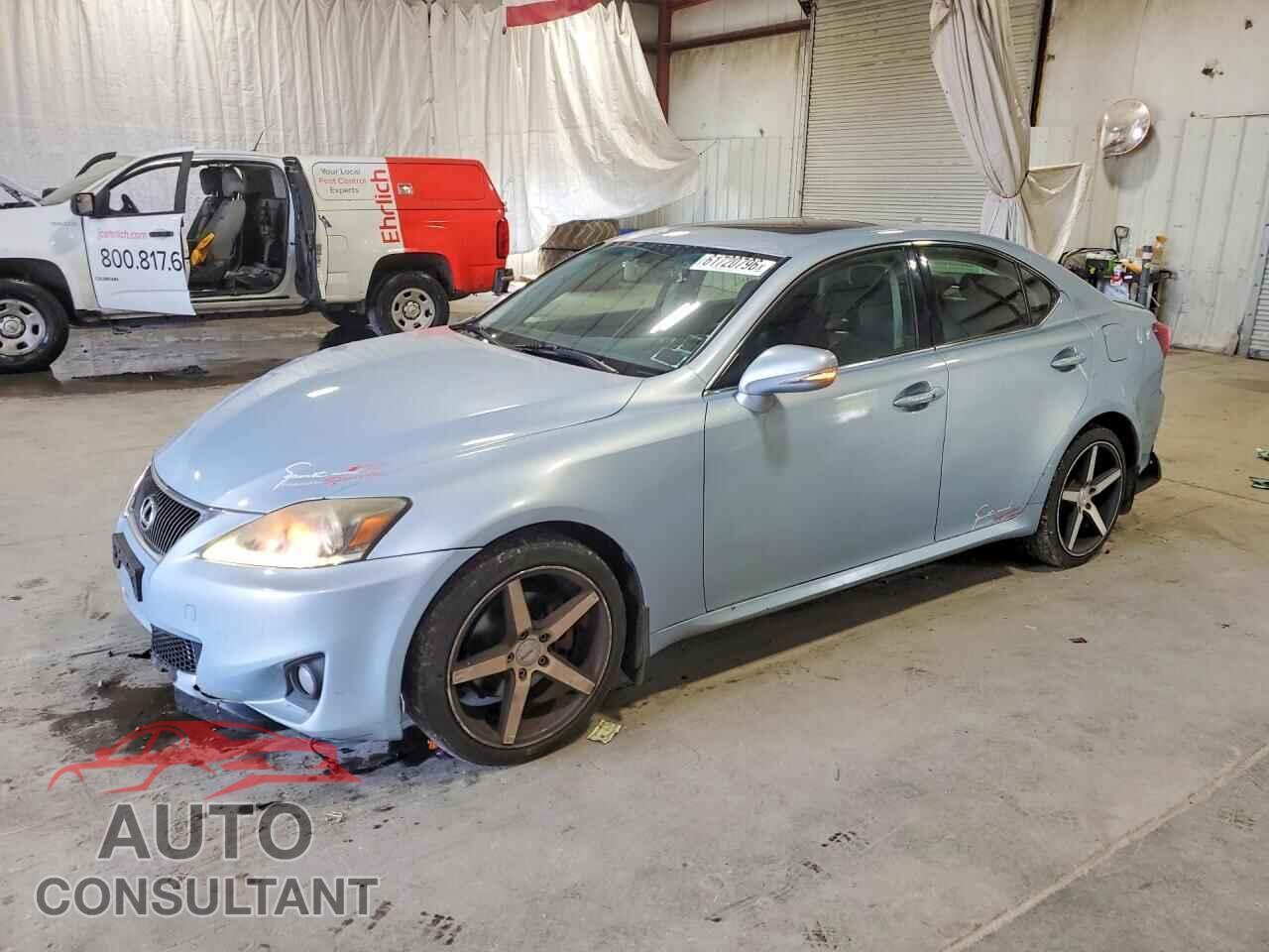 LEXUS IS 2011 - JTHCF5C25B5047096