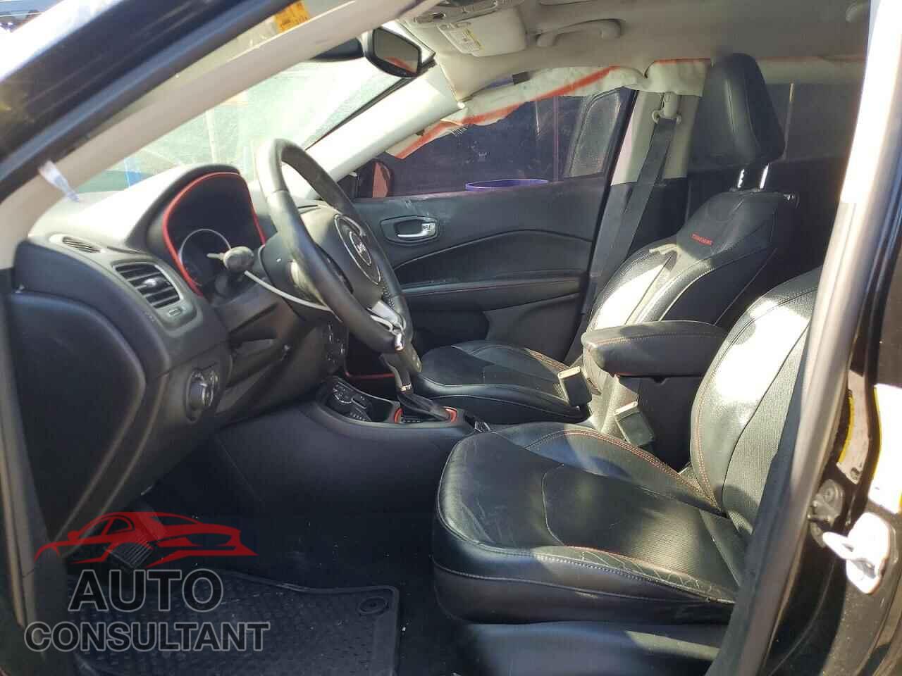 JEEP COMPASS 2017 - 3C4NJDDB3HT657833