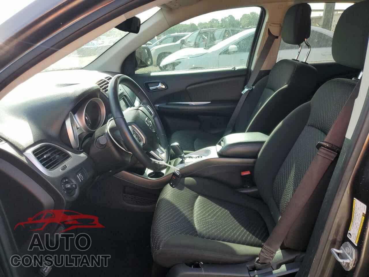 DODGE JOURNEY 2019 - 3C4PDCBB2KT681075