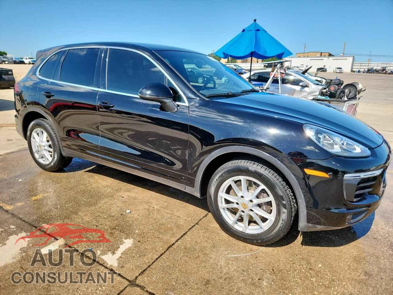 PORSCHE CAYENNE 2016 - WP1AA2A25GLA00712