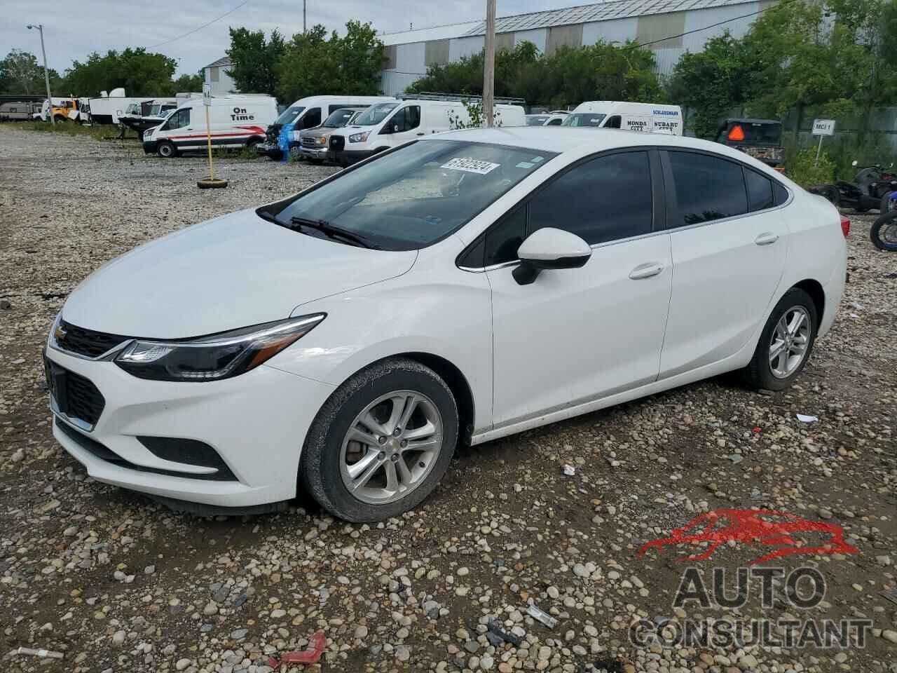 CHEVROLET CRUZE 2018 - 1G1BE5SM3J7199540