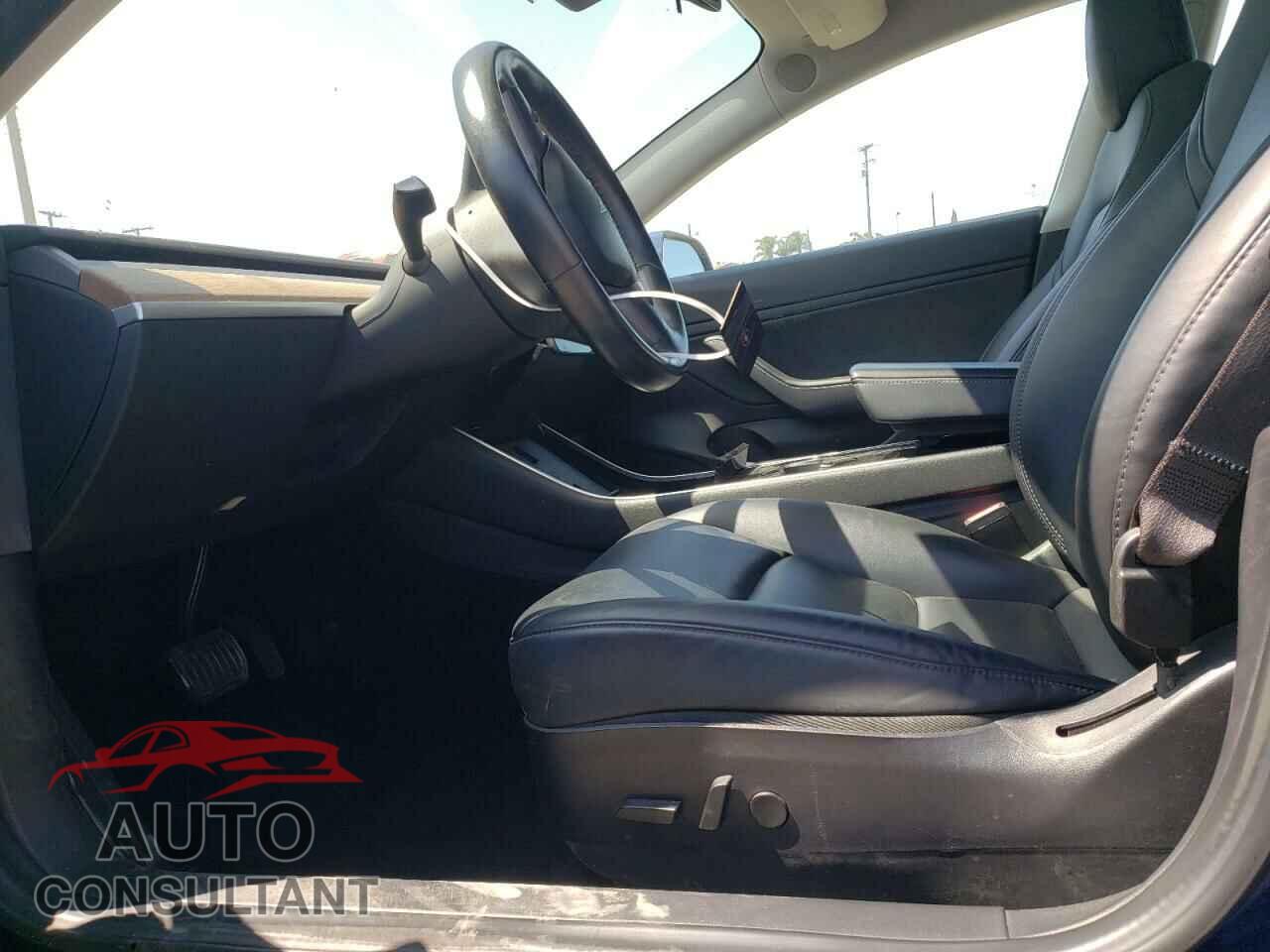 TESLA MODEL 3 2018 - 5YJ3E1EB7JF091902