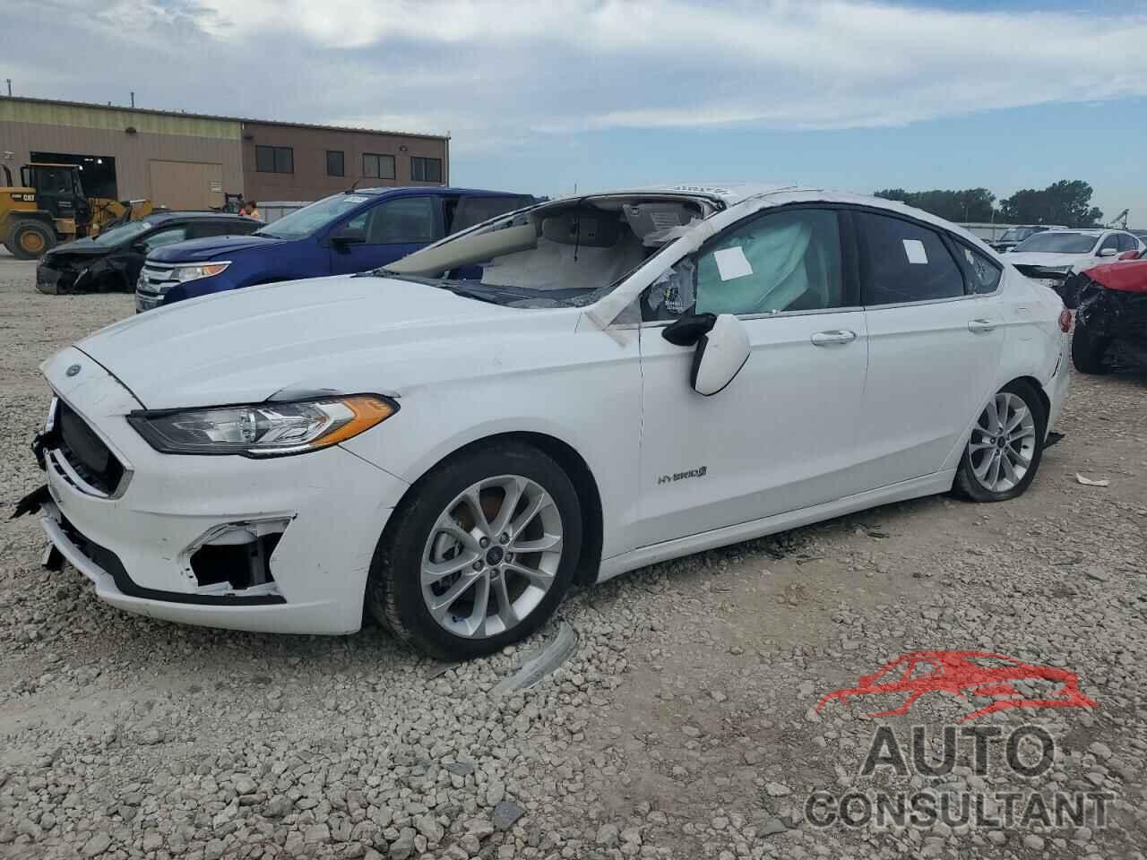 FORD FUSION 2019 - 3FA6P0LU3KR204935