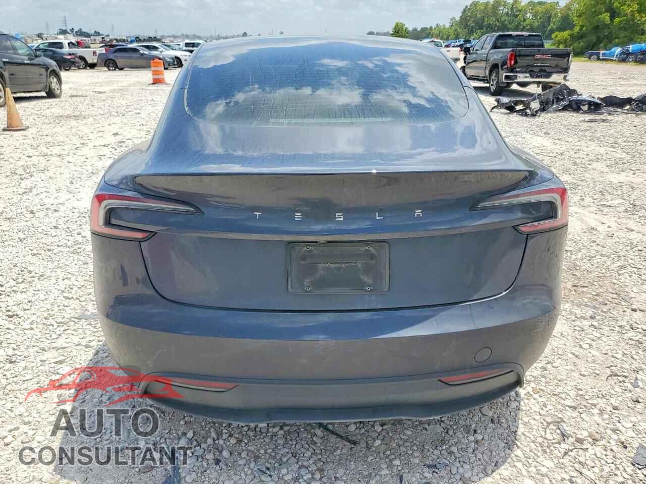 TESLA MODEL 3 2024 - 5YJ3E1EA3RF866005