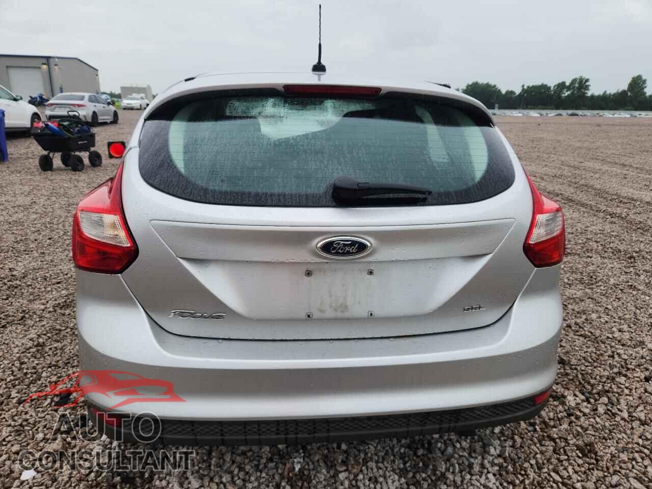 FORD FOCUS 2012 - 1FAHP3M20CL236376