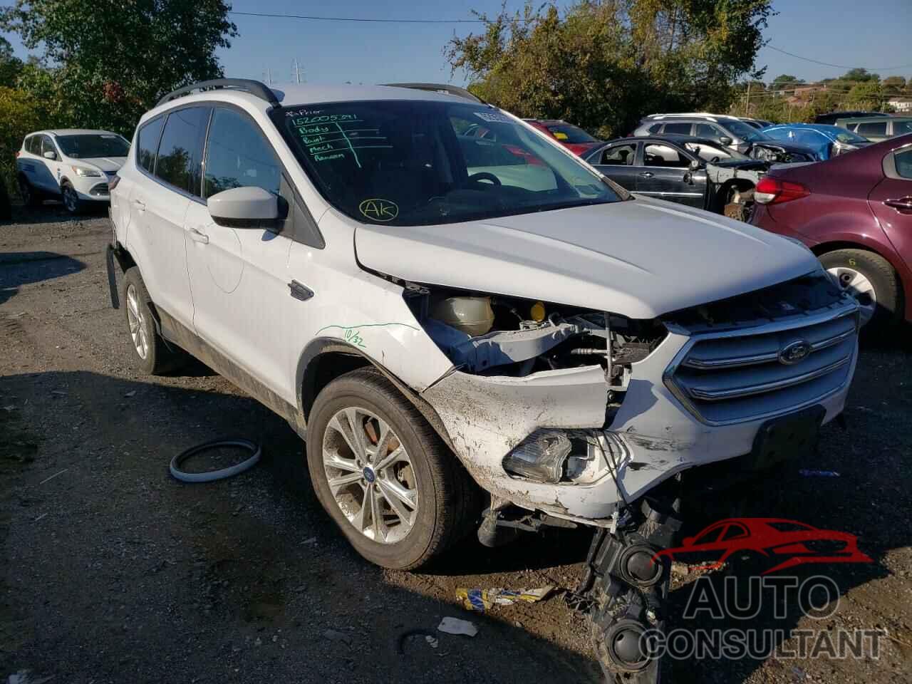 FORD ESCAPE 2018 - 1FMCU9GD9JUA10725