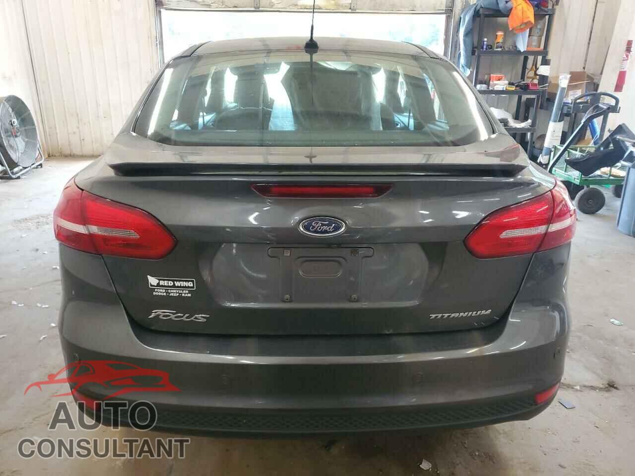 FORD FOCUS 2017 - 1FADP3J26HL238806