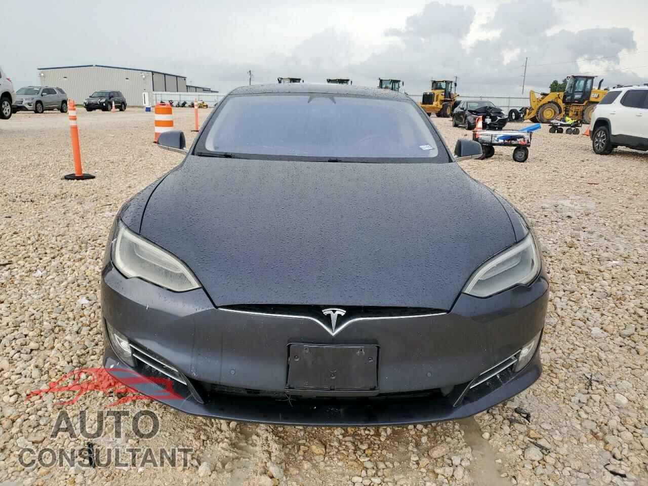 TESLA MODEL S 2017 - 5YJSA1E15HF188220