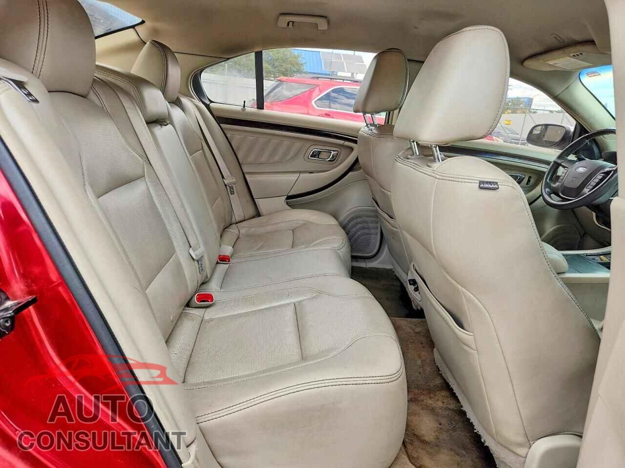 FORD TAURUS 2012 - 1FAHP2FW5CG118083