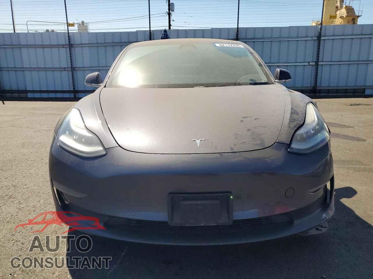 TESLA MODEL 3 2018 - 5YJ3E1EA8JF059435