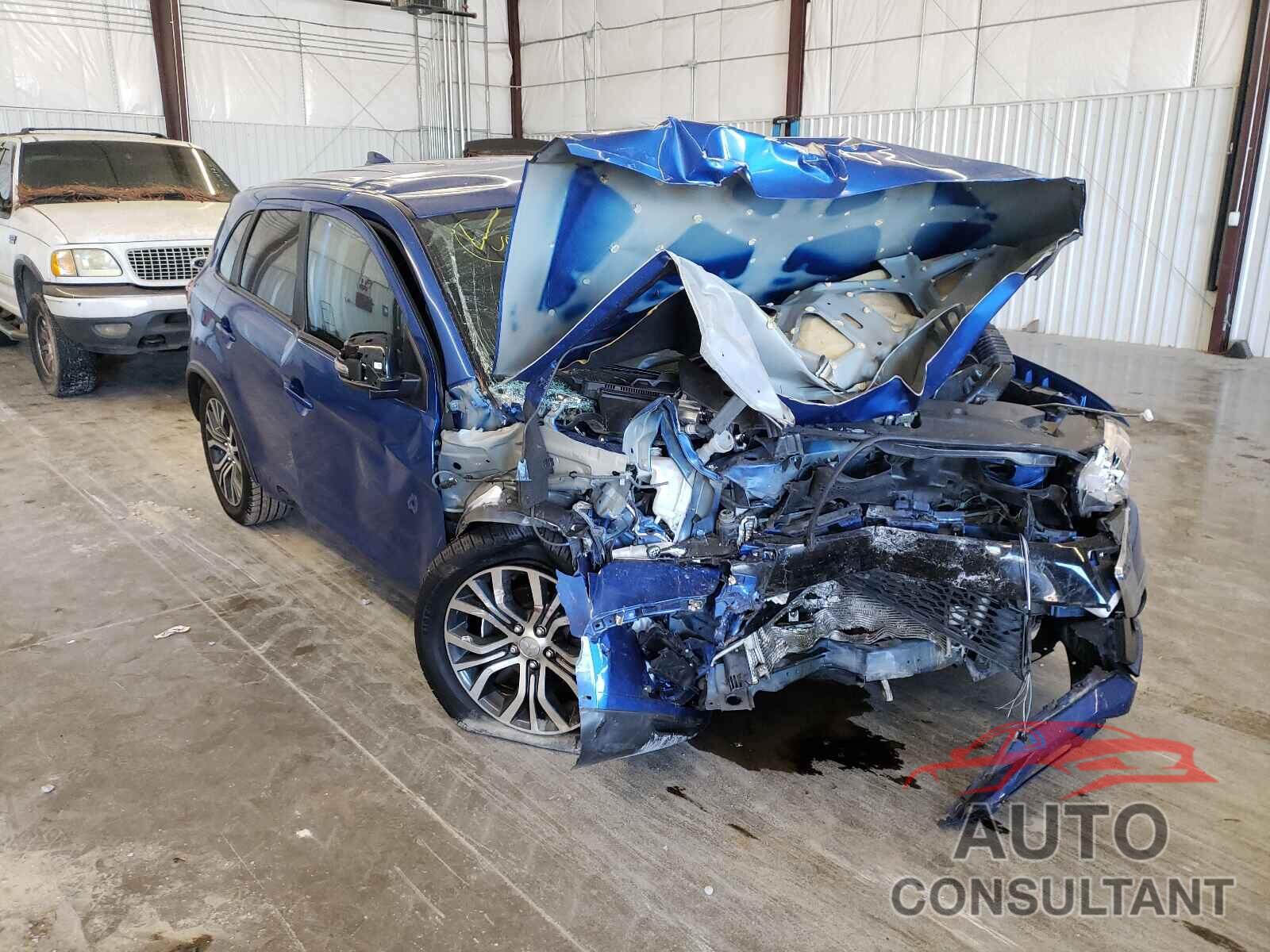 MITSUBISHI OUTLANDER 2018 - JA4AP3AU8JU018818