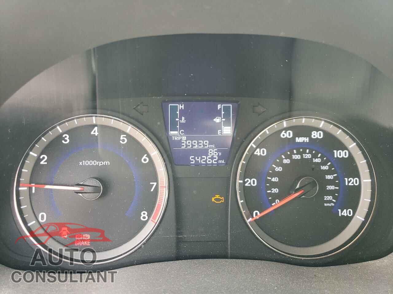 HYUNDAI ACCENT 2016 - KMHCT4AE2GU081121