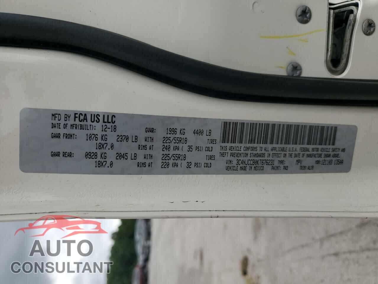 JEEP COMPASS 2019 - 3C4NJCCB0KT676231