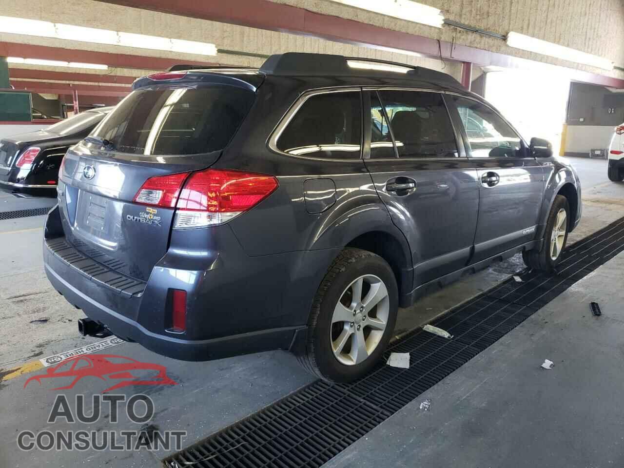 SUBARU OUTBACK 2013 - 4S4BRCCC2D3257540