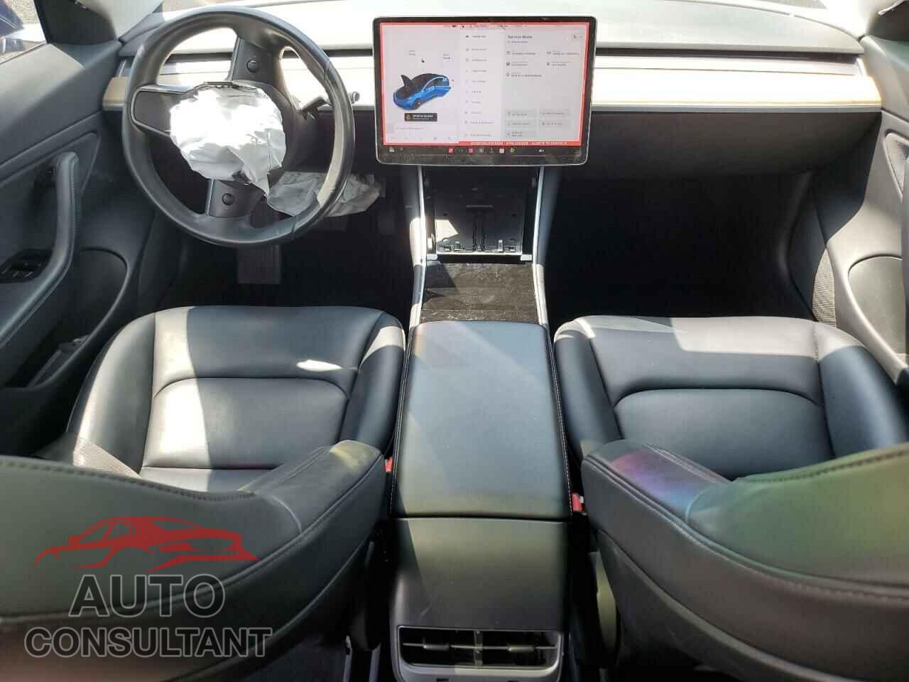 TESLA MODEL 3 2018 - 5YJ3E1EA1JF019598