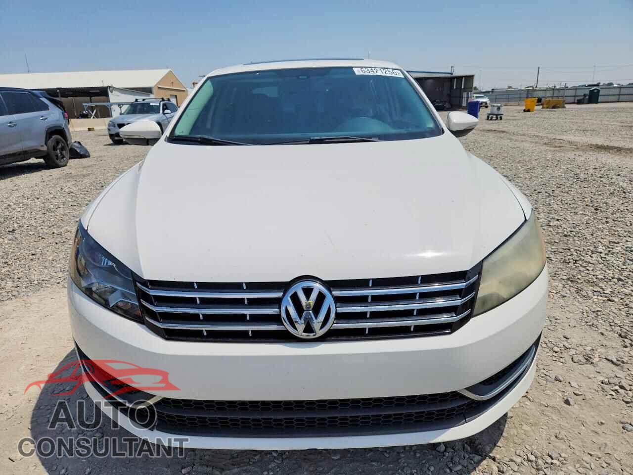 VOLKSWAGEN PASSAT 2012 - 1VWCH7A31CC059856