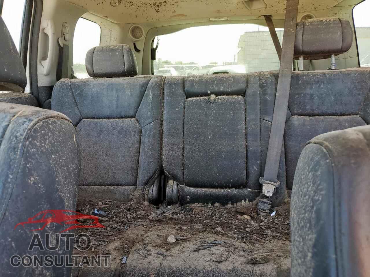 HONDA PILOT 2011 - 5FNYF3H96BB048287