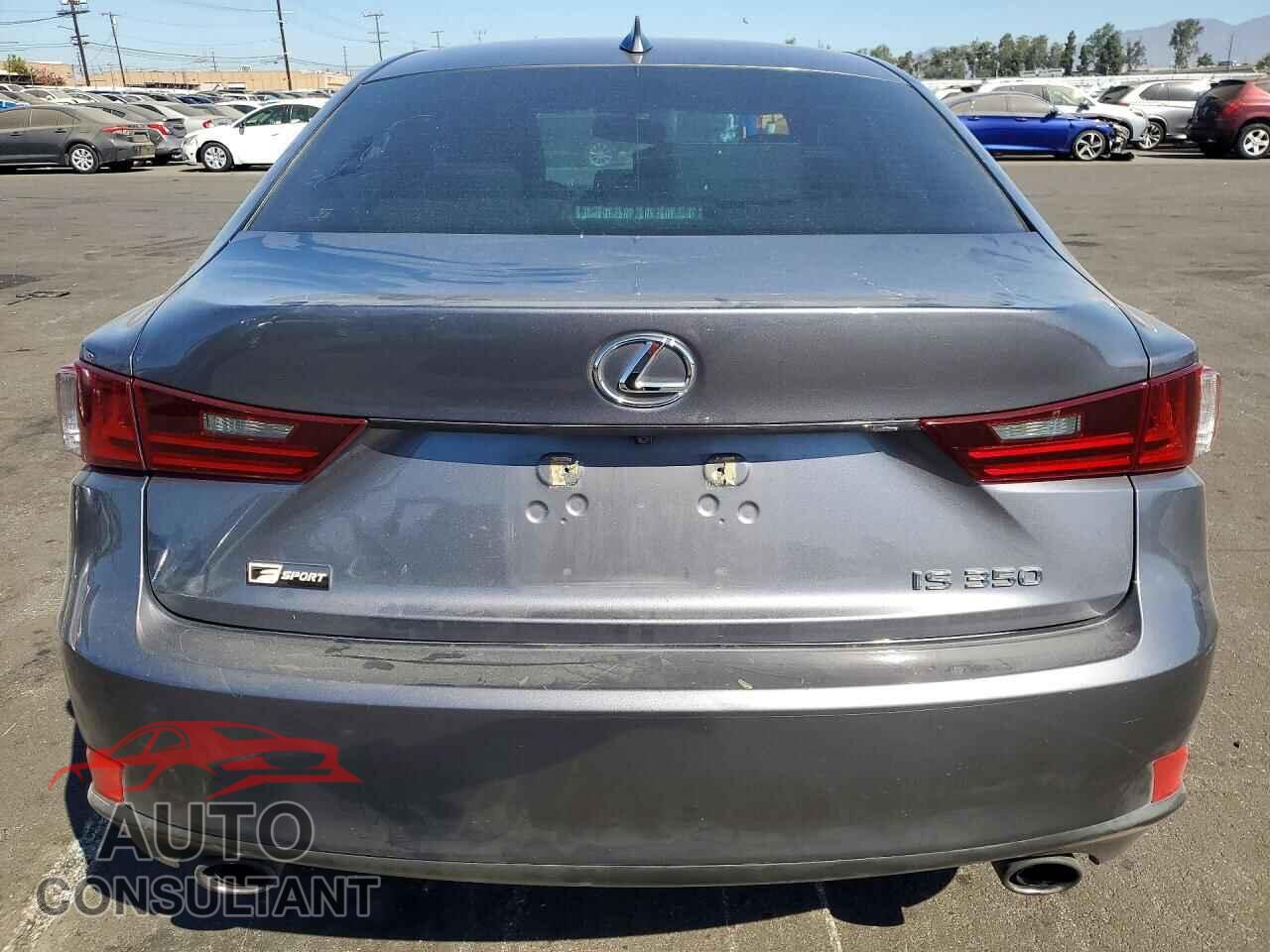 LEXUS IS 2014 - JTHBE1D26E5011797