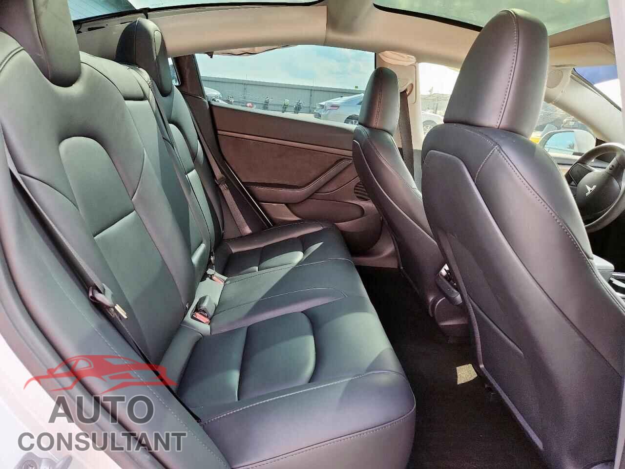 TESLA MODEL 3 2023 - 5YJ3E1EA8PF562519