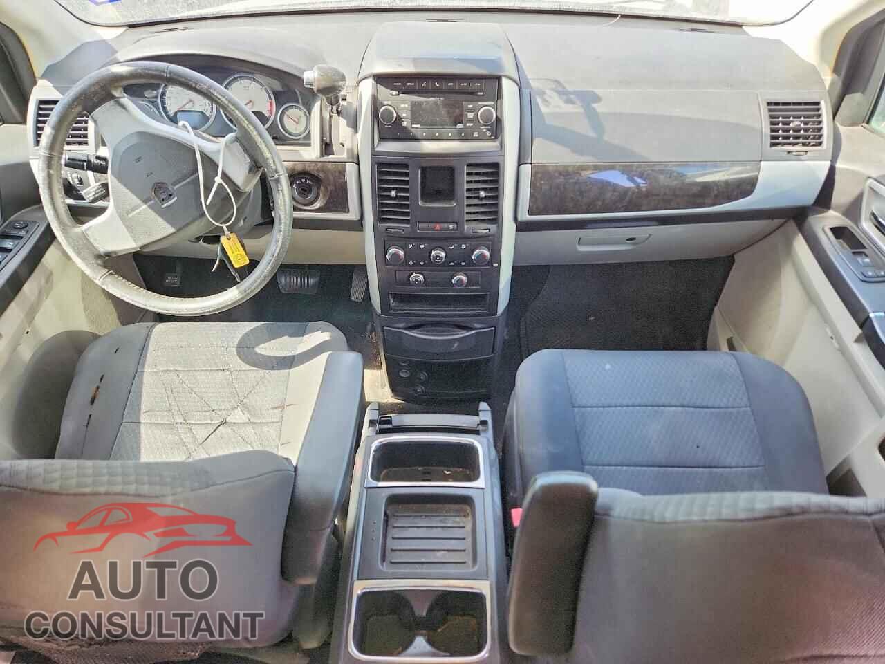 DODGE CARAVAN 2010 - 2D4RN5D16AR145384