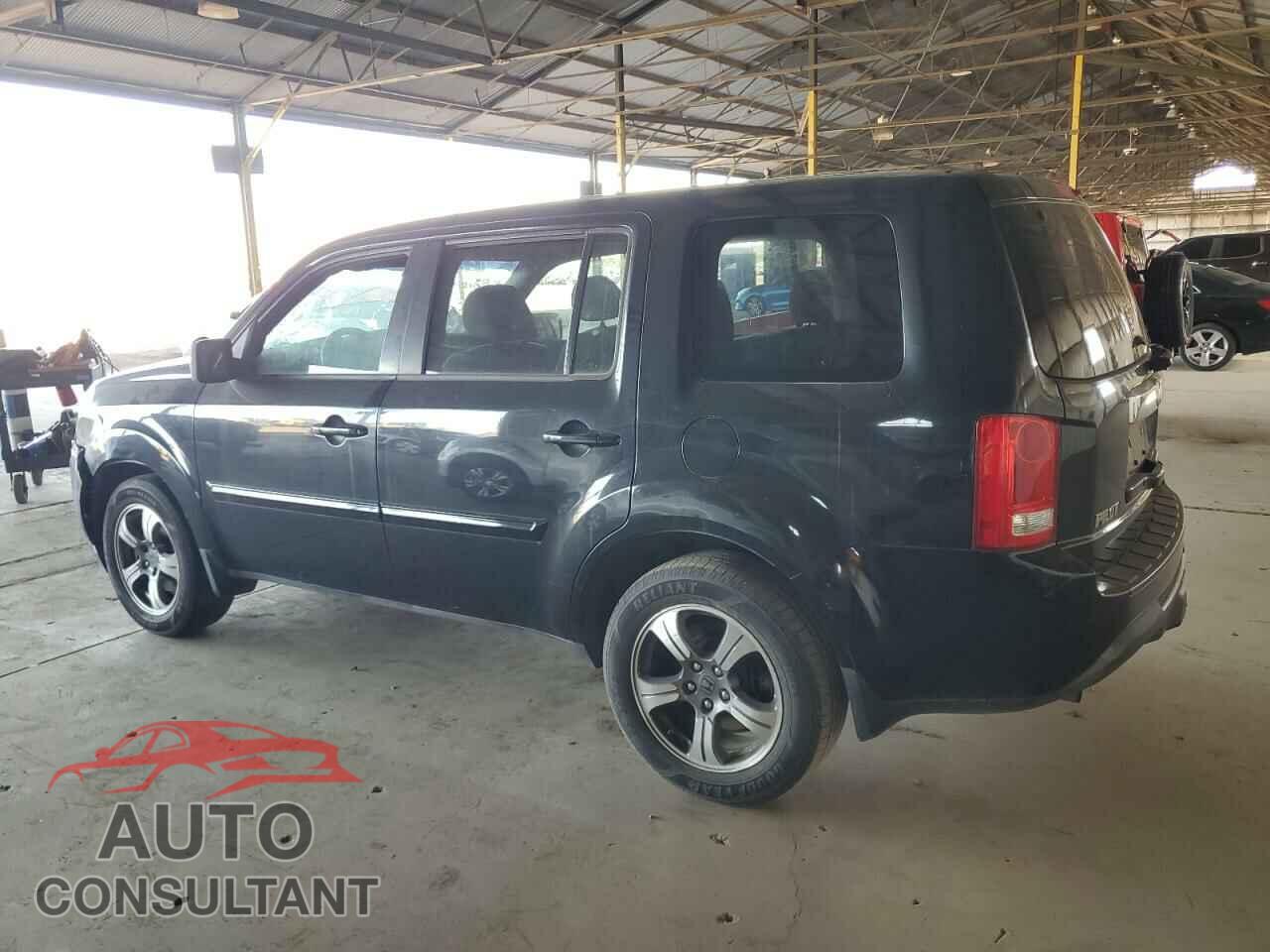HONDA PILOT 2015 - 5FNYF3H38FB015051