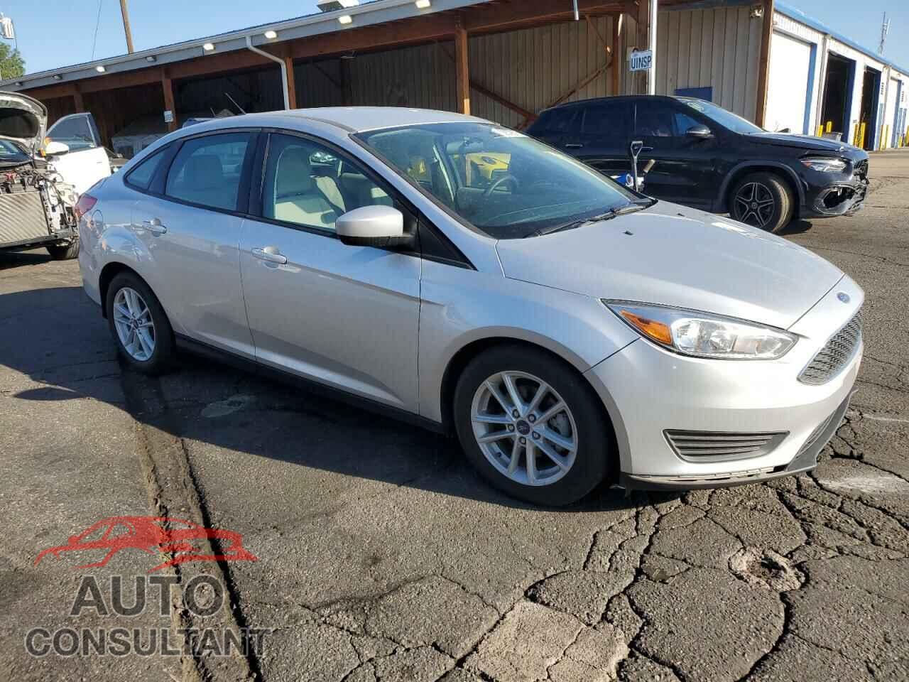 FORD FOCUS 2018 - 1FADP3F26JL278091