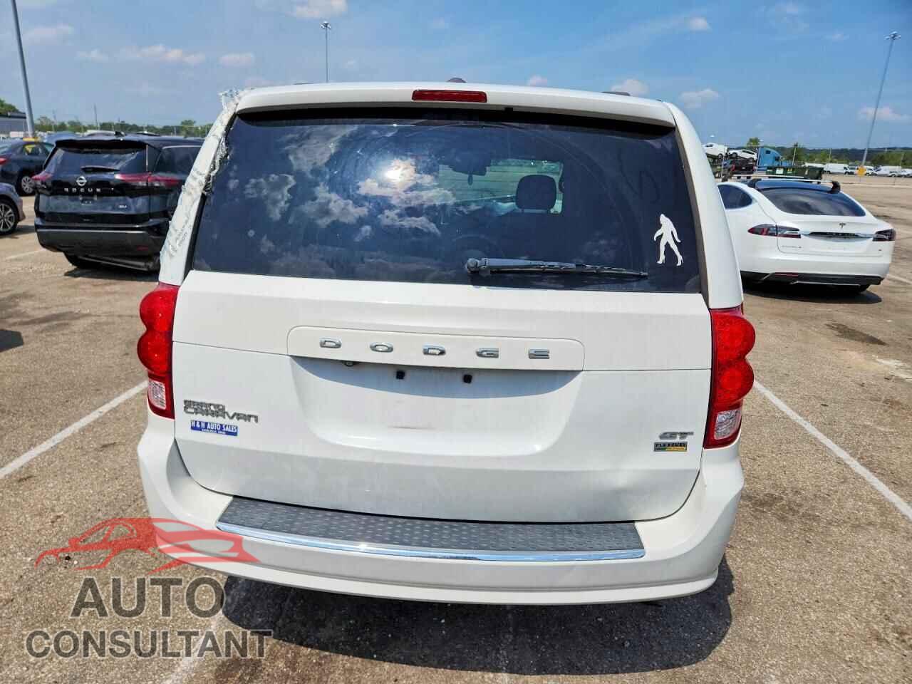 DODGE CARAVAN 2018 - 2C4RDGEG5JR341069