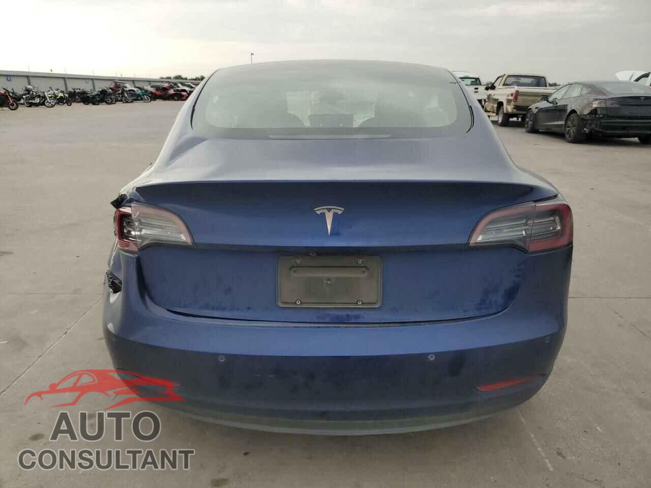 TESLA MODEL 3 2020 - 5YJ3E1EA8LF644681