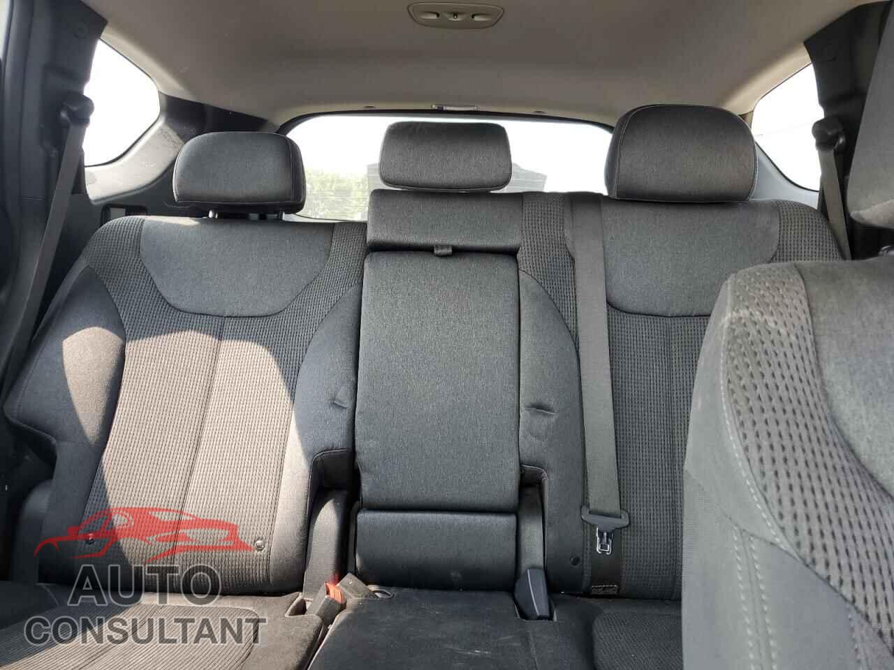 HYUNDAI SANTA FE 2019 - 5NMS3CAD9KH008457