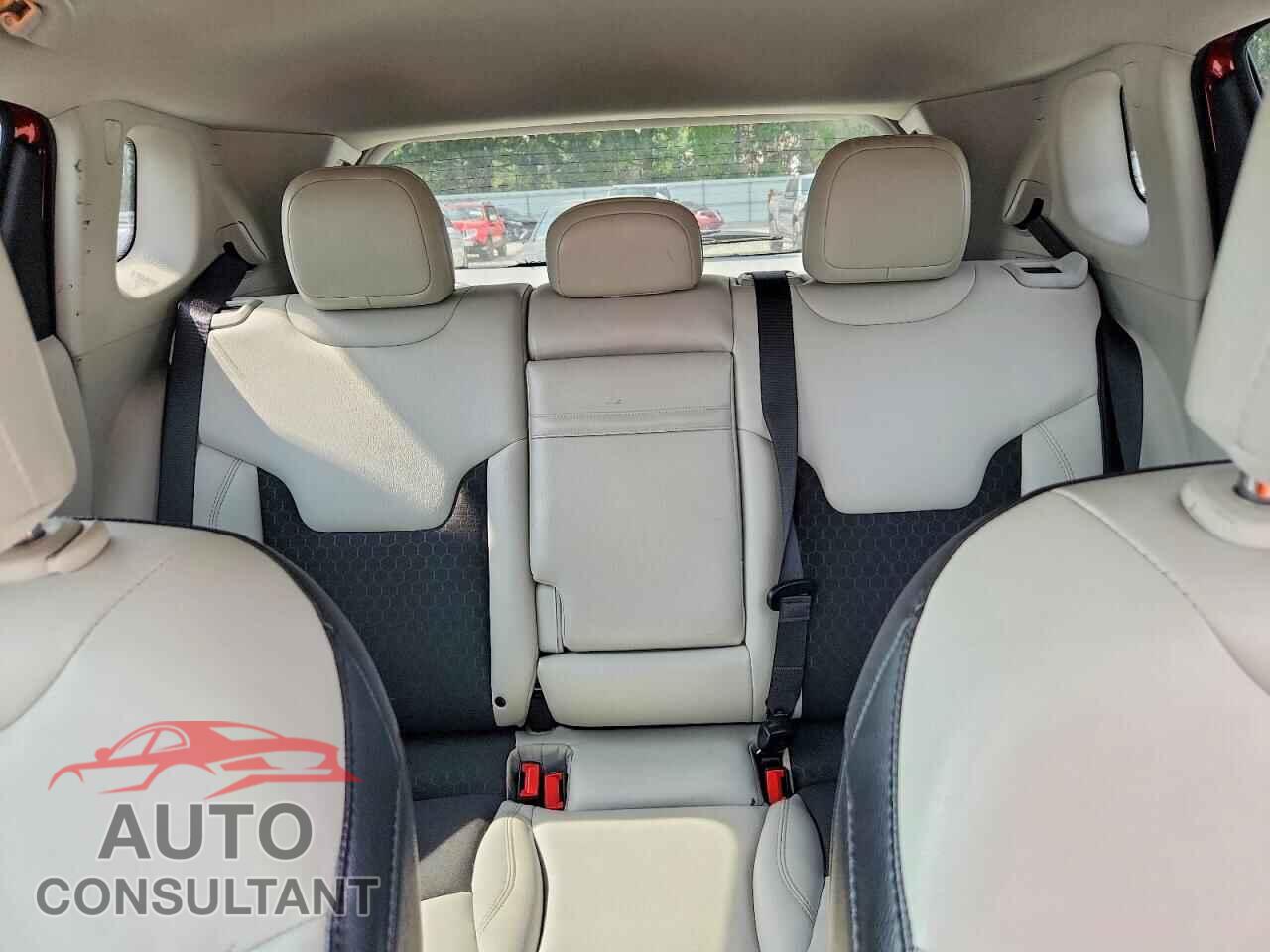 JEEP COMPASS 2019 - 3C4NJDBB6KT686110