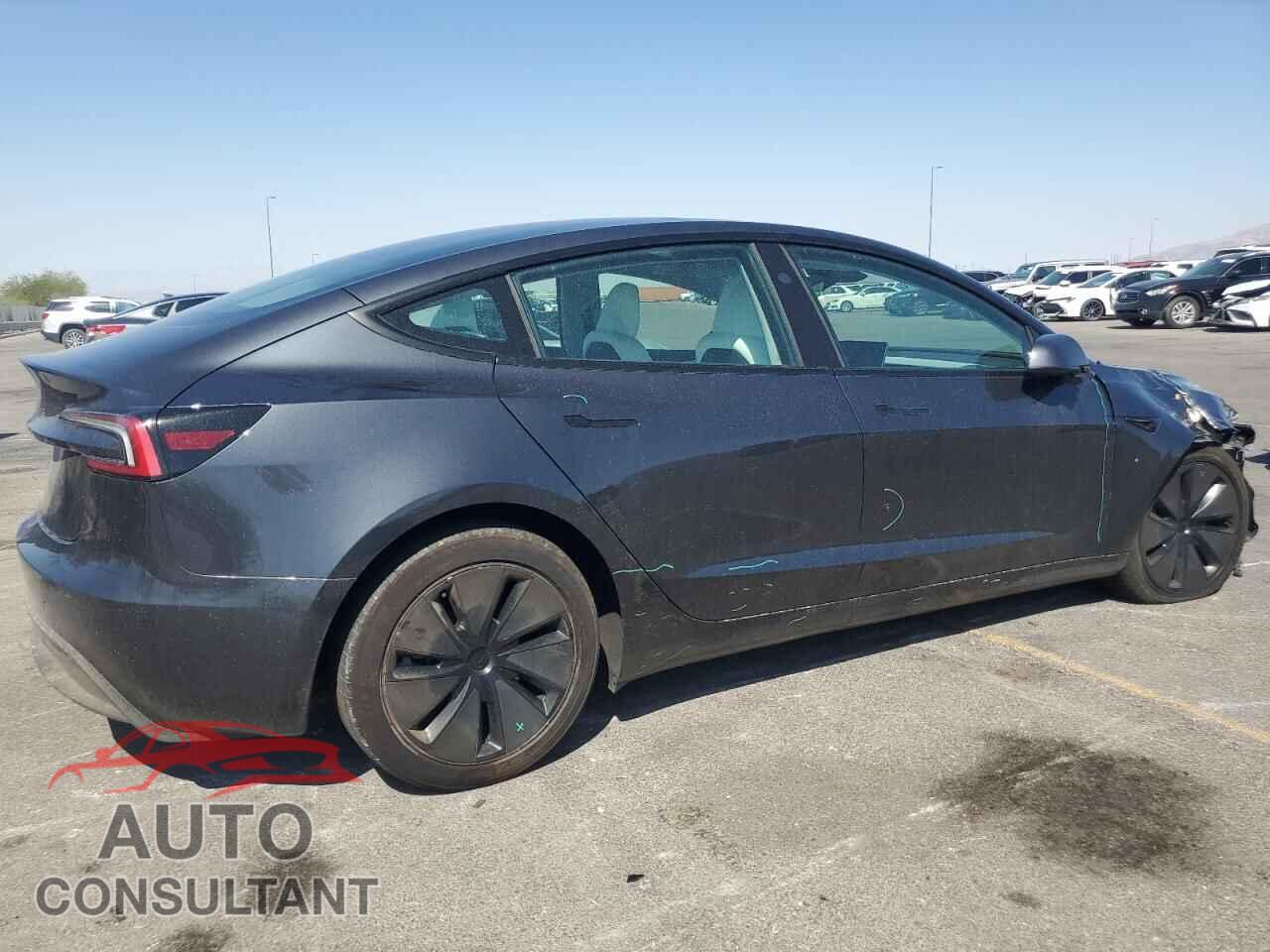 TESLA MODEL 3 2025 - 5YJ3E1EA5SF925626