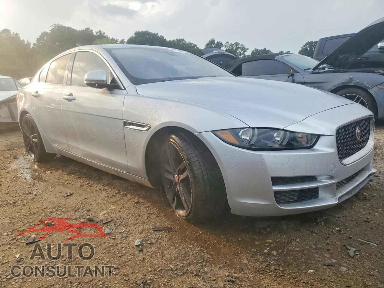 JAGUAR XE 2017 - SAJAD4BV0HCP11444